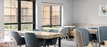 타운플레이스 스위트 바이 메리어트 새크라멘토 로즈빌