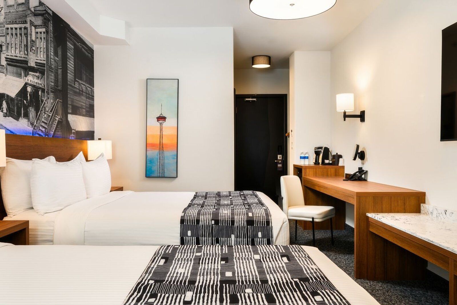 Elevated Queen | Premium bedding, in-room safe, individually decorated
