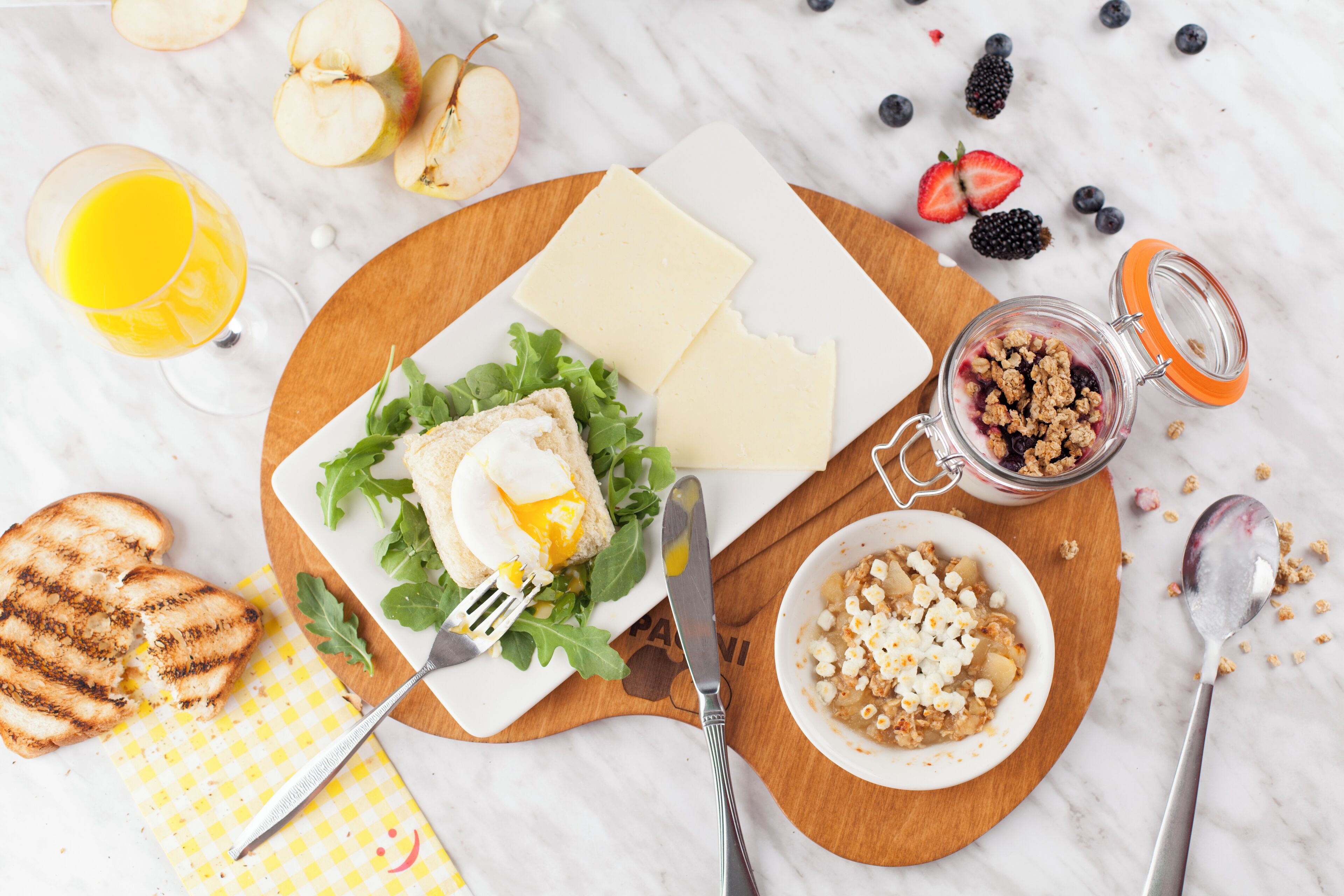 daily cooked-to-order breakfast for a fee