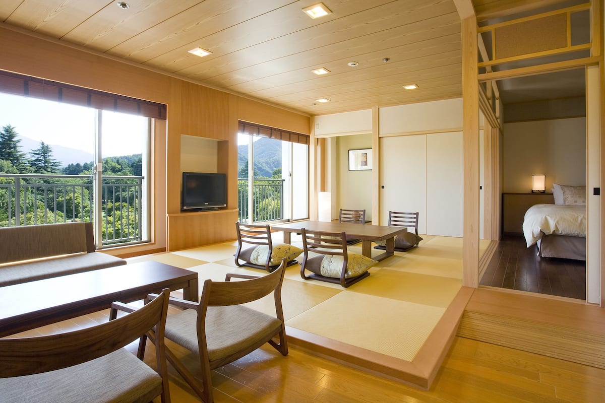 In-room safe, blackout drapes, free WiFi, bed sheets