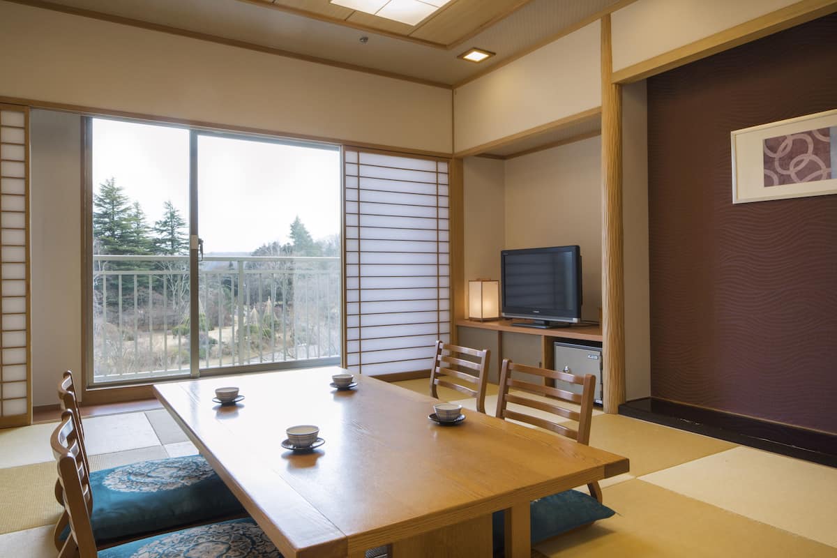 In-room safe, blackout drapes, free WiFi, bed sheets