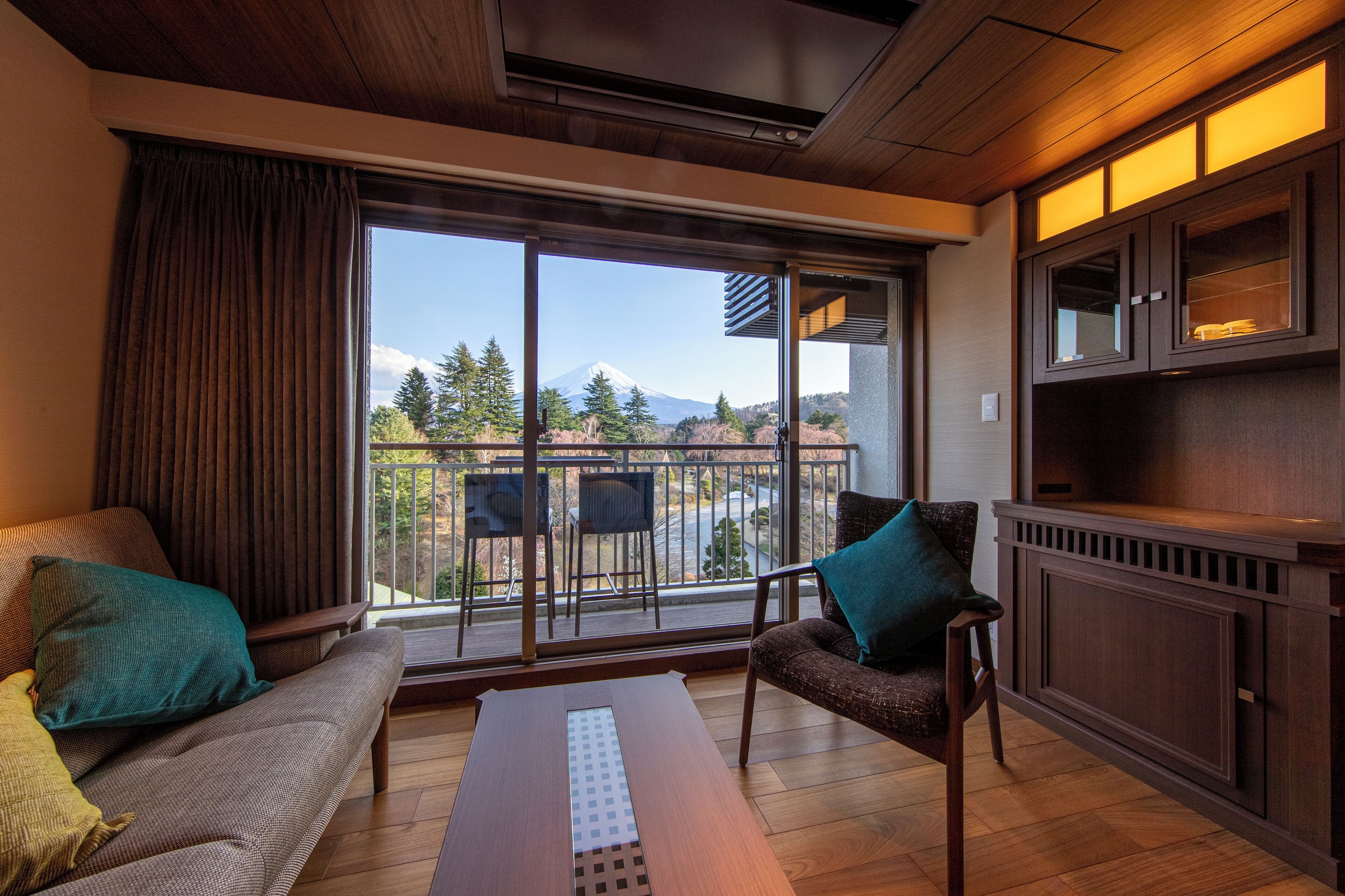 japanese-style twin room with mt.fuji view, non smoking | 1 bedroom, in-room safe, blackout curtains, free wifi