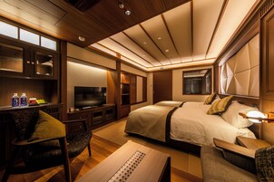 传统双床房, 无烟房, 山景 (Mountain View) | 客房内保险箱、遮光窗帘、免费 WiFi、床单