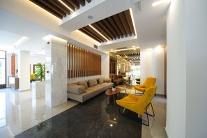 Lobby lounge - Atrium Ambiance Hotel (Rethymno)