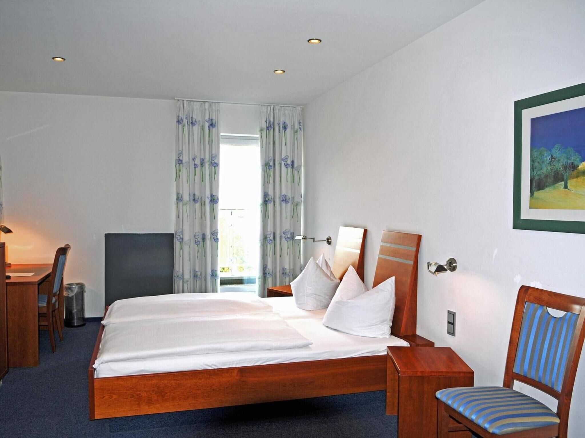 premium bedding, in-room safe, desk, iron/ironing board