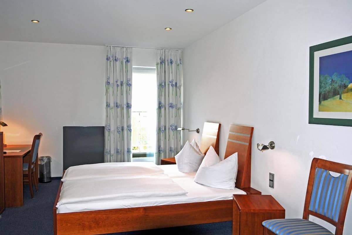 premium bedding, in-room safe, desk, iron/ironing board