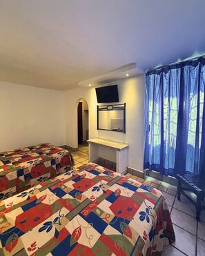 Standard Room | Iron/ironing board - Hotel Arboledas Industrial (Guadalajara)