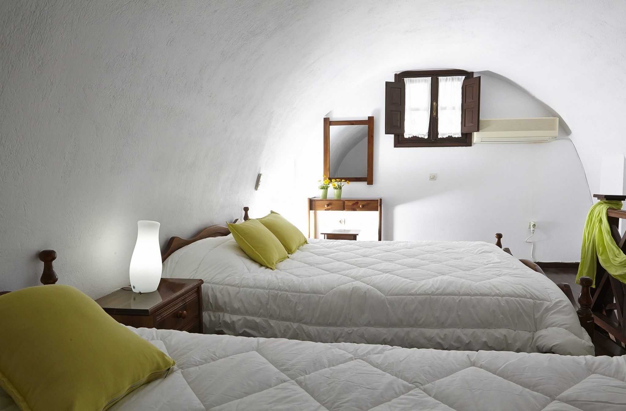 apartment | in-room safe, iron/ironing board, free cots/infant beds, free wifi