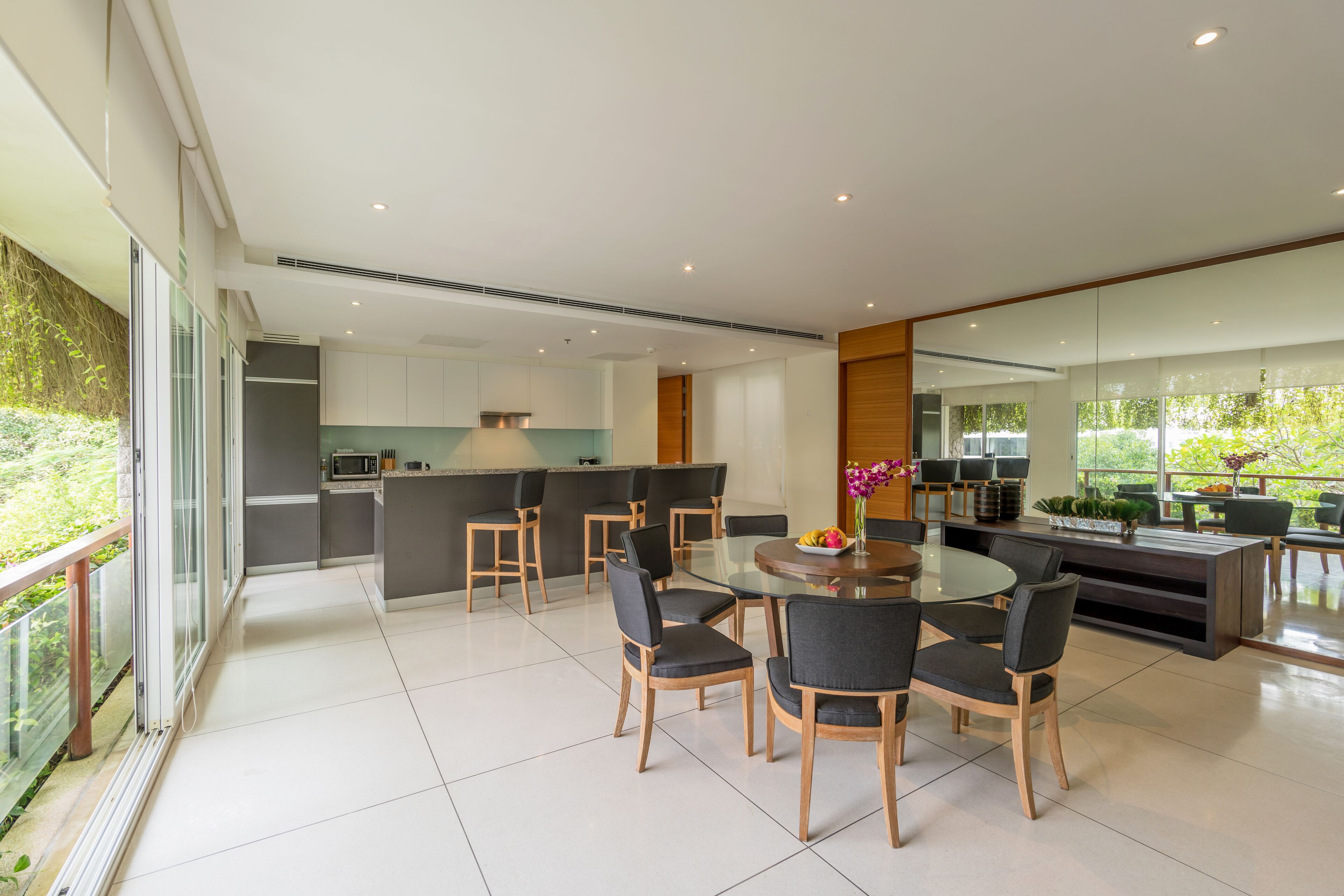 3 bedroom residence | in-room dining