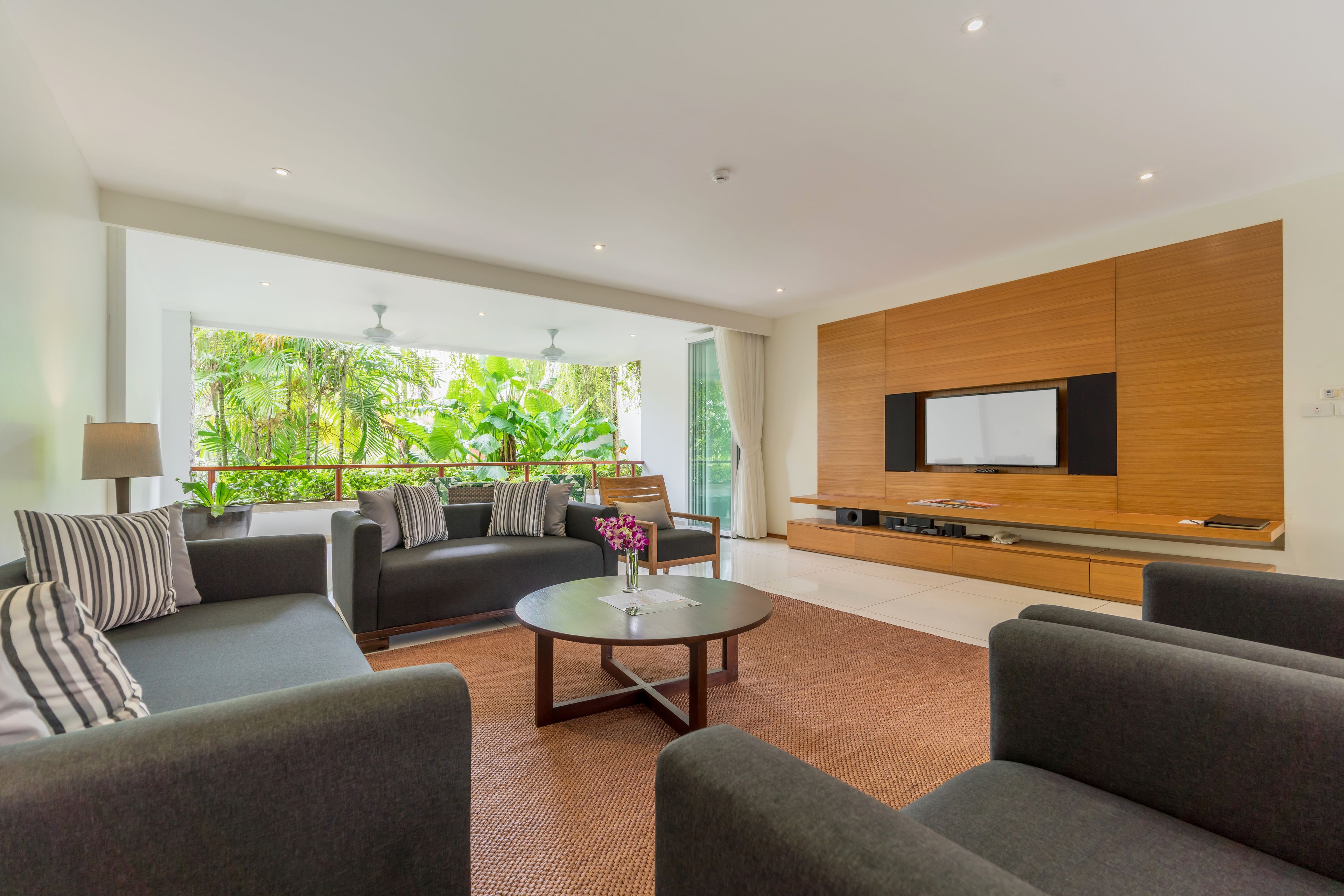 3 bedroom residence | living room | 32-inch lcd tv with satellite channels, tv, dvd player