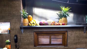 Aamiainen, lounas ja illallinen