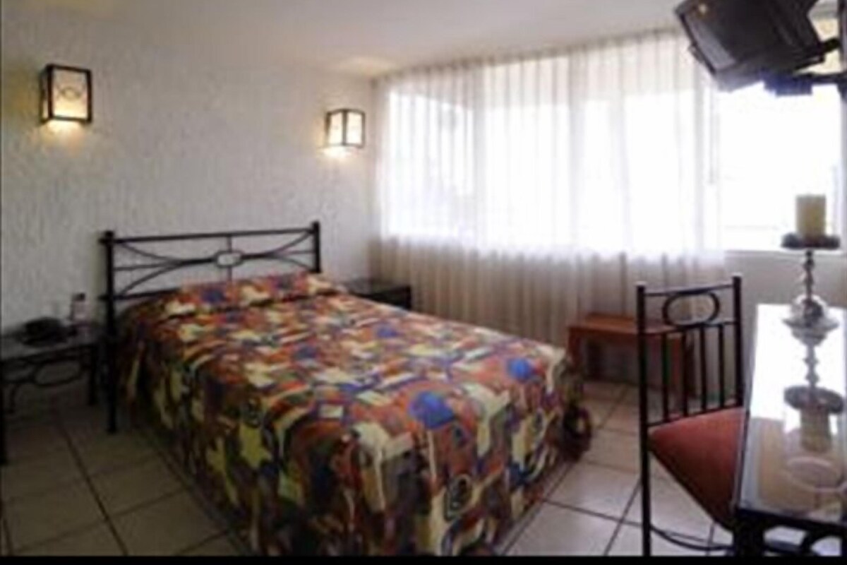 In-room safe, desk, WiFi (free), bed sheets