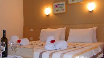 1 habitación, cunas gratuitas, wifi gratis y ropa de cama