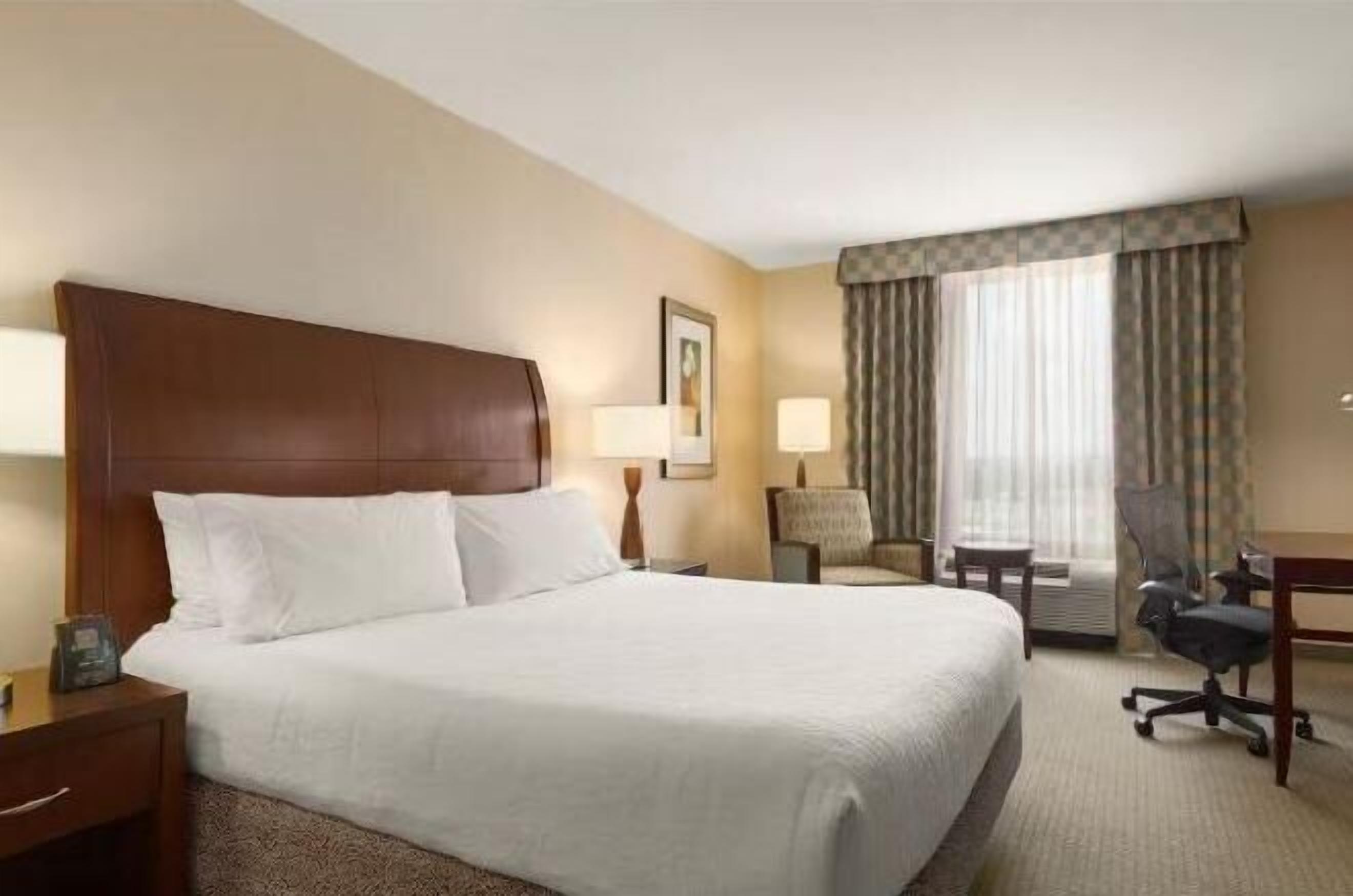 In-room safe, desk, iron/ironing board, free cribs/infant beds