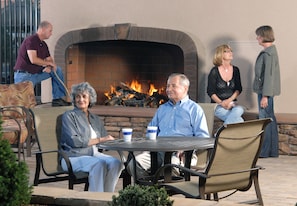 BBQ/picnic area - Hampton Inn & Suites Prescott Valley (Prescott Valley)