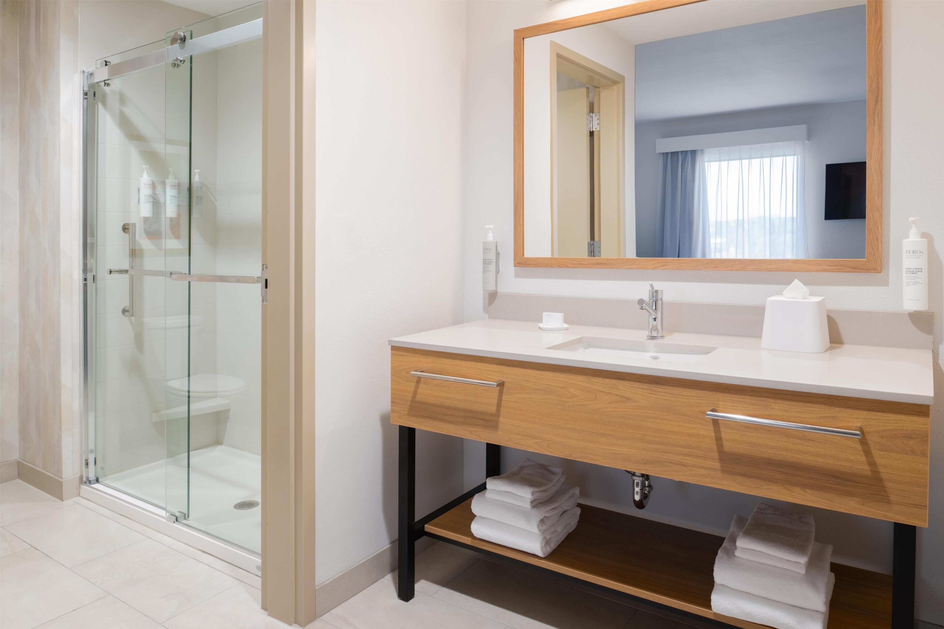 Badkamer met douche