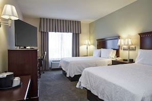 Two queen beds non smoking | Desk, iron/ironing board, free cots/infant beds, rollaway beds - Hampton Inn & Suites Prescott Valley (Prescott Valley)