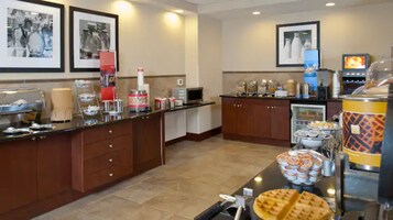 Desayuno buffet incluido todos los días 
