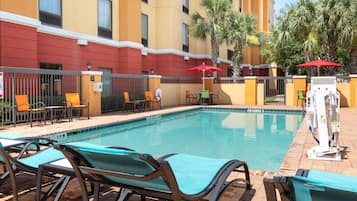 Outdoor pool, open 6 AM to 10 PM, sun loungers