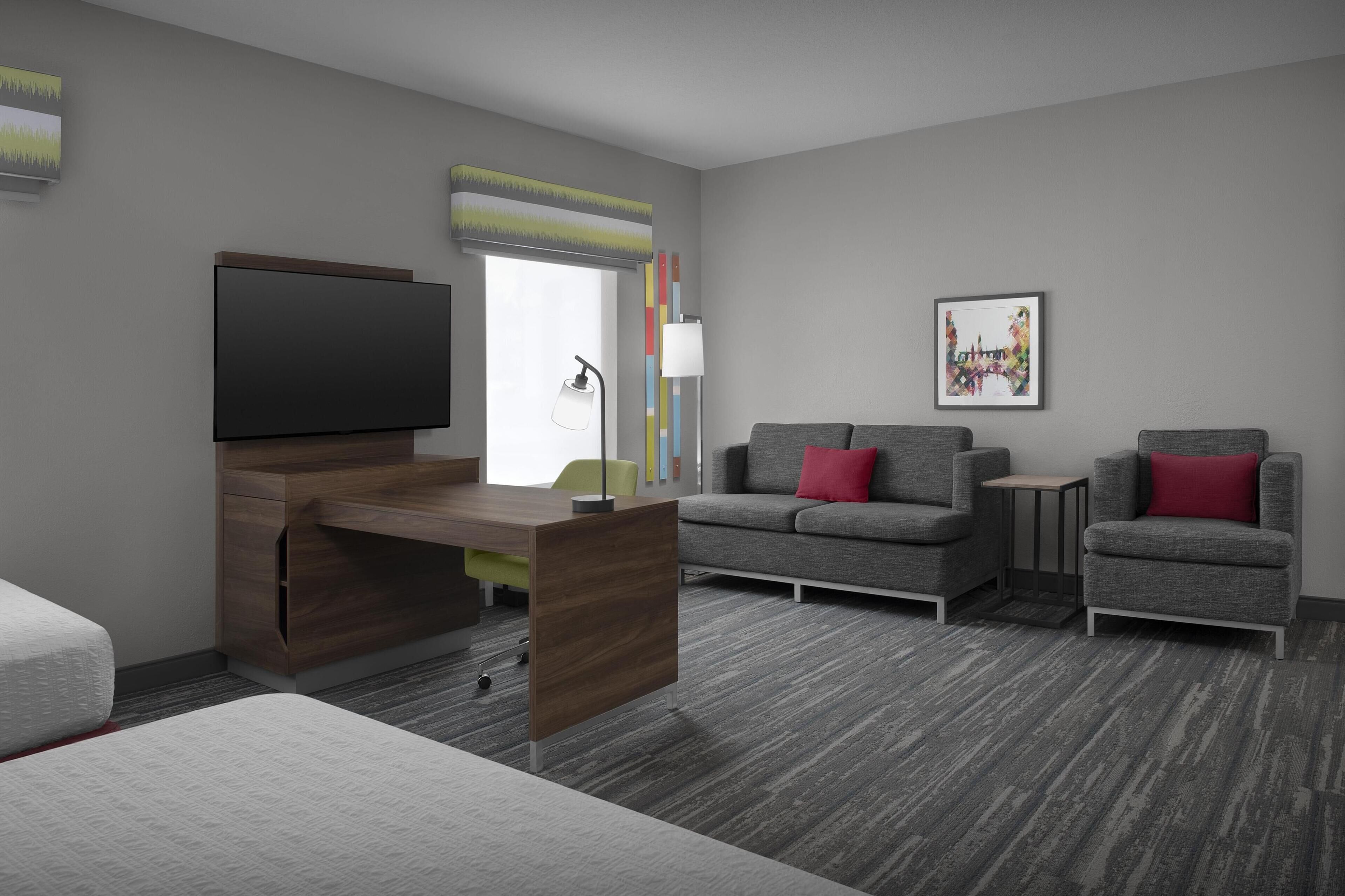 Sengetøy av topp kvalitet, safe på rommet og skrivebord