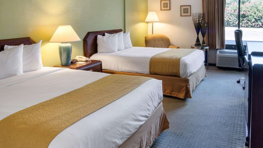 Quality Inn Shreveport Airport