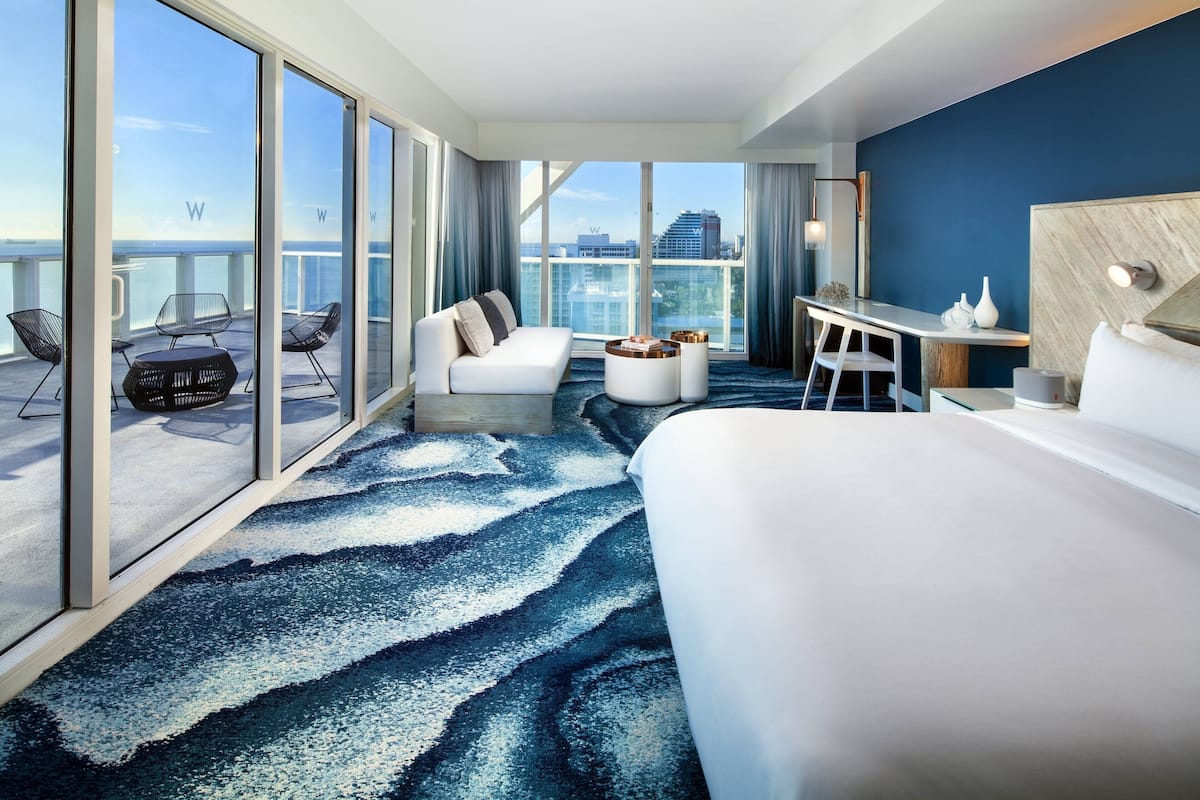 Studio Suite, 1 King Bed, Non Smoking, Oceanfront | 1 bedroom, premium bedding, down comforters, minibar