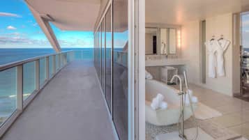 Ropa de cama de alta calidad, edredón y minibar