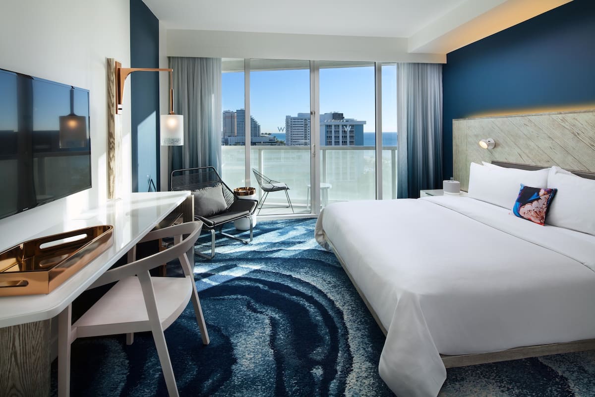 1 bedroom, premium bedding, down comforters, minibar