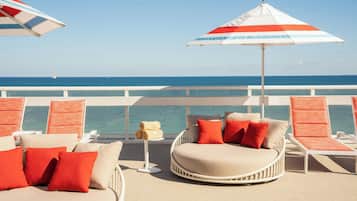 2 barer/lounger, bassengbar og strandbar