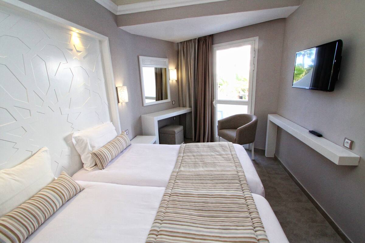 standard room | blackout curtains, free cots/infant beds, free rollaway beds, free wifi