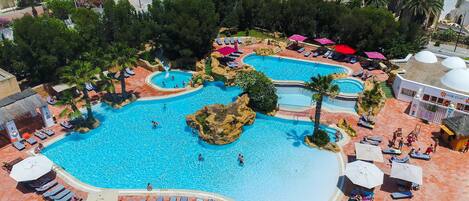 Indoor pool, outdoor pool