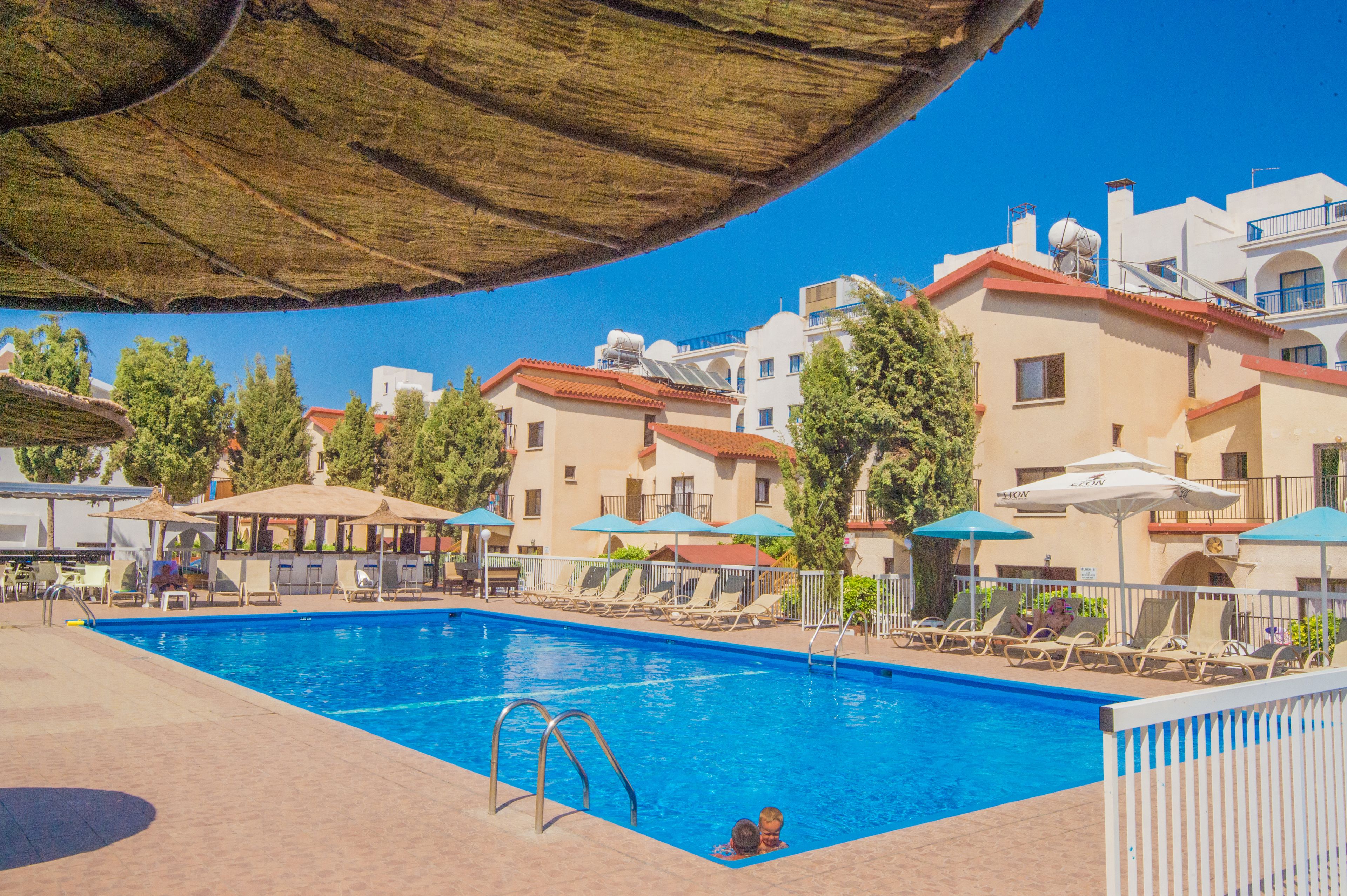 Seasonal outdoor pool, sun loungers