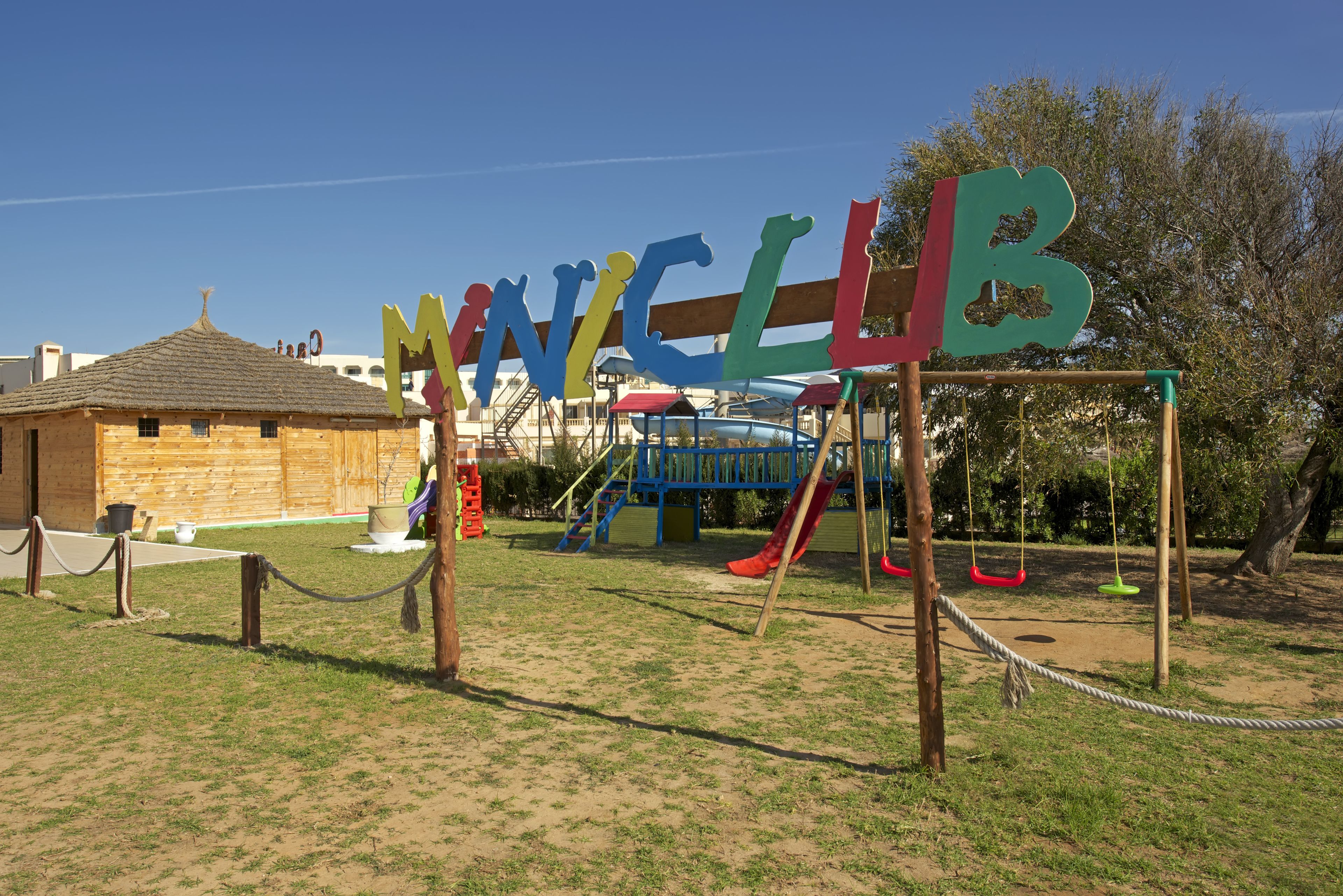 children’s play area – outdoor