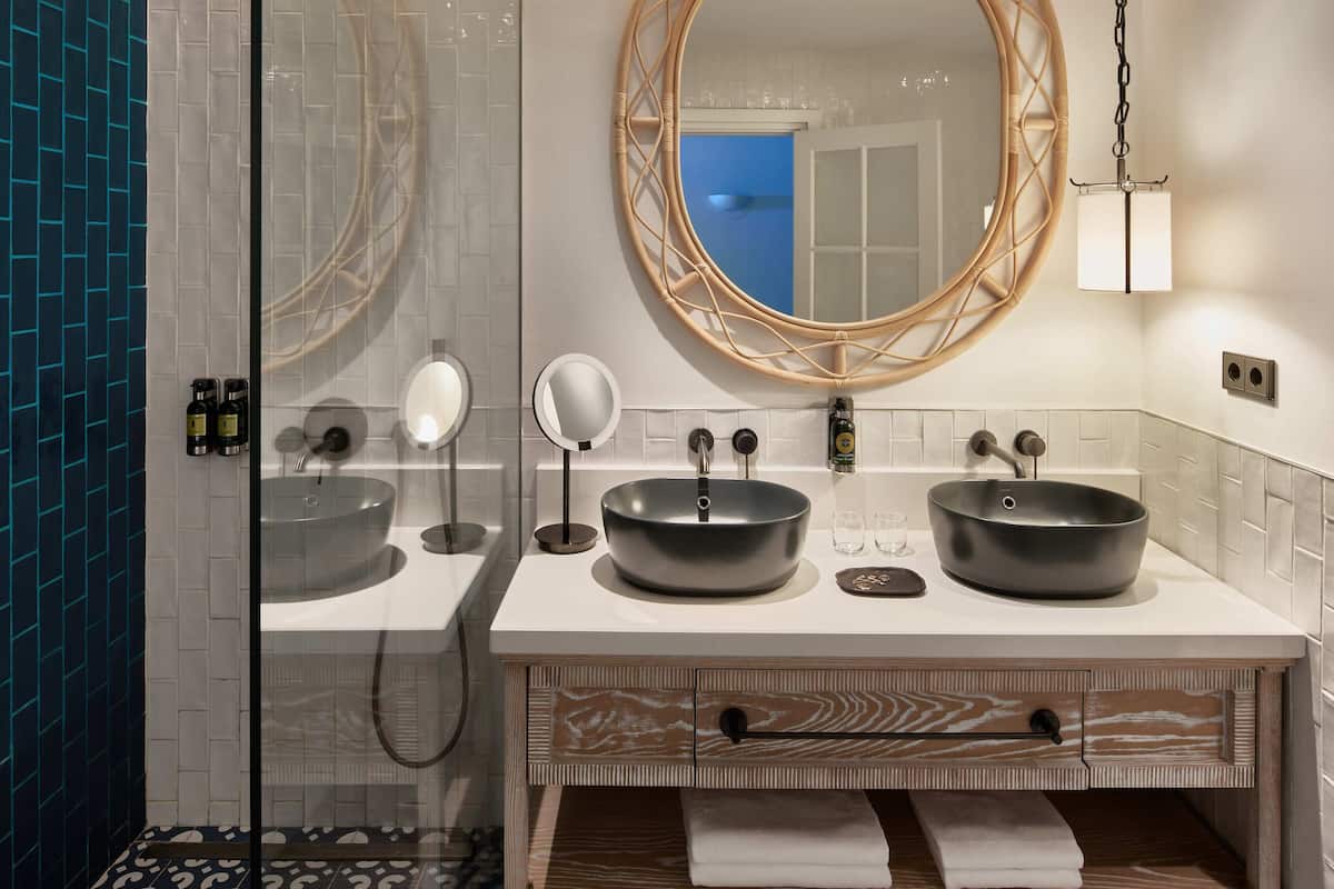 free toiletries, hair dryer, towels