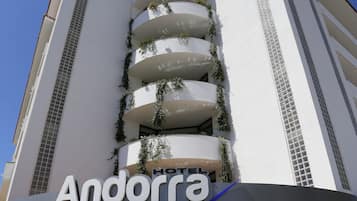 Entrada de la propiedad