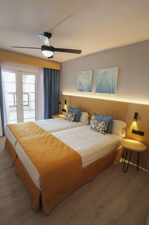 Free cribs/infant beds, rollaway beds, free WiFi - Hotel Andorra (Arona)