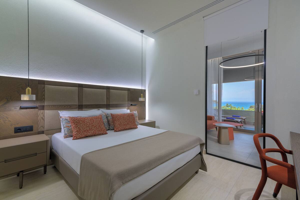 2 Bedroom Suite Sea view | 1 bedroom, desk, soundproofing, free WiFi