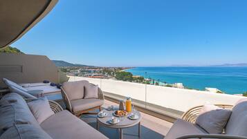Premium Junior Suite Panoramic Sea View | Vista del balcón