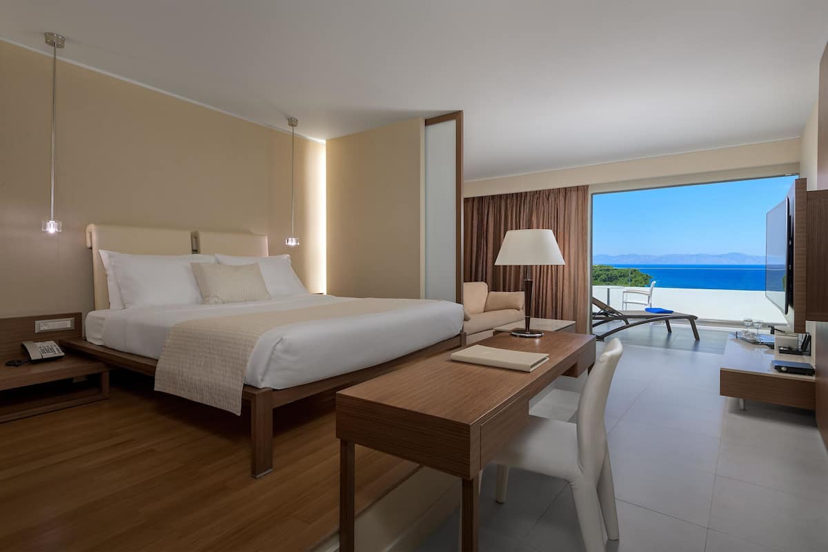 Junior-sviitti, merinäköala | 1 makuuhuone, työpöytä, äänieristys, ilmainen Wi-Fi