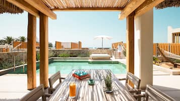 Superior Villa Private Pool | 1 sovrum, gratis produkter i minibar och värdeförvaringsskåp på rummet