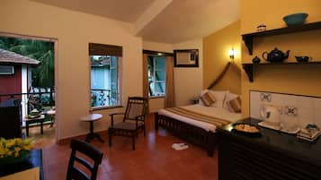 Standard Room | 1 bedroom, premium bedding, blackout curtains, iron/ironing board