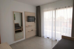 Iron/ironing board, free WiFi - Vistamar Apartamentos (Benidorm)
