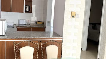 In-room safe, free cribs/infant beds, free rollaway beds, bed sheets