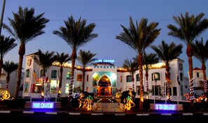 Front of property - evening/night - Viva Sharm (Sharm El Sheikh)