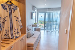 DOUBLE SUPERIOR SEA VIEW | Premium bedding, pillowtop beds, blackout drapes, soundproofing