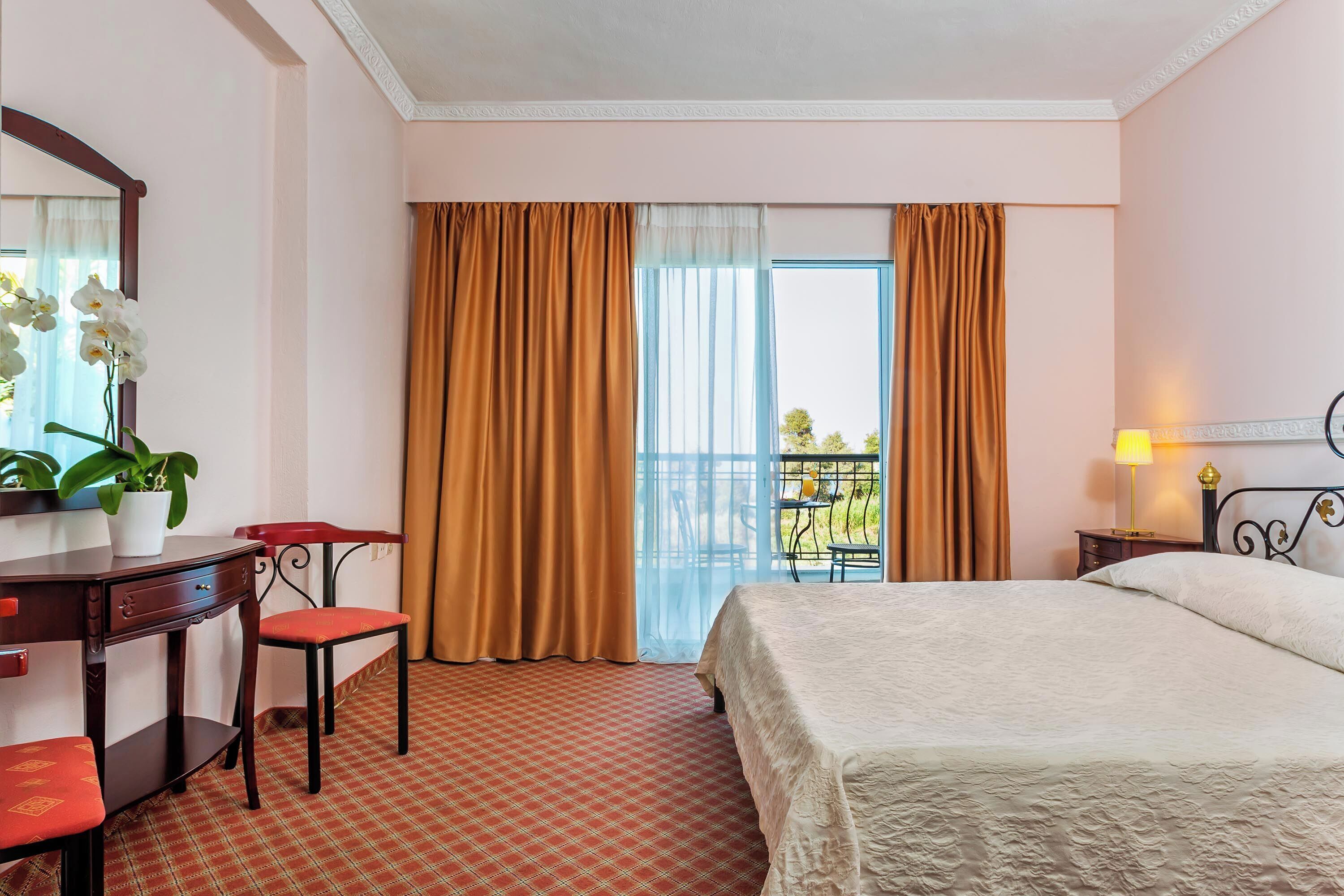 Premium bedding, pillowtop beds, blackout drapes, soundproofing