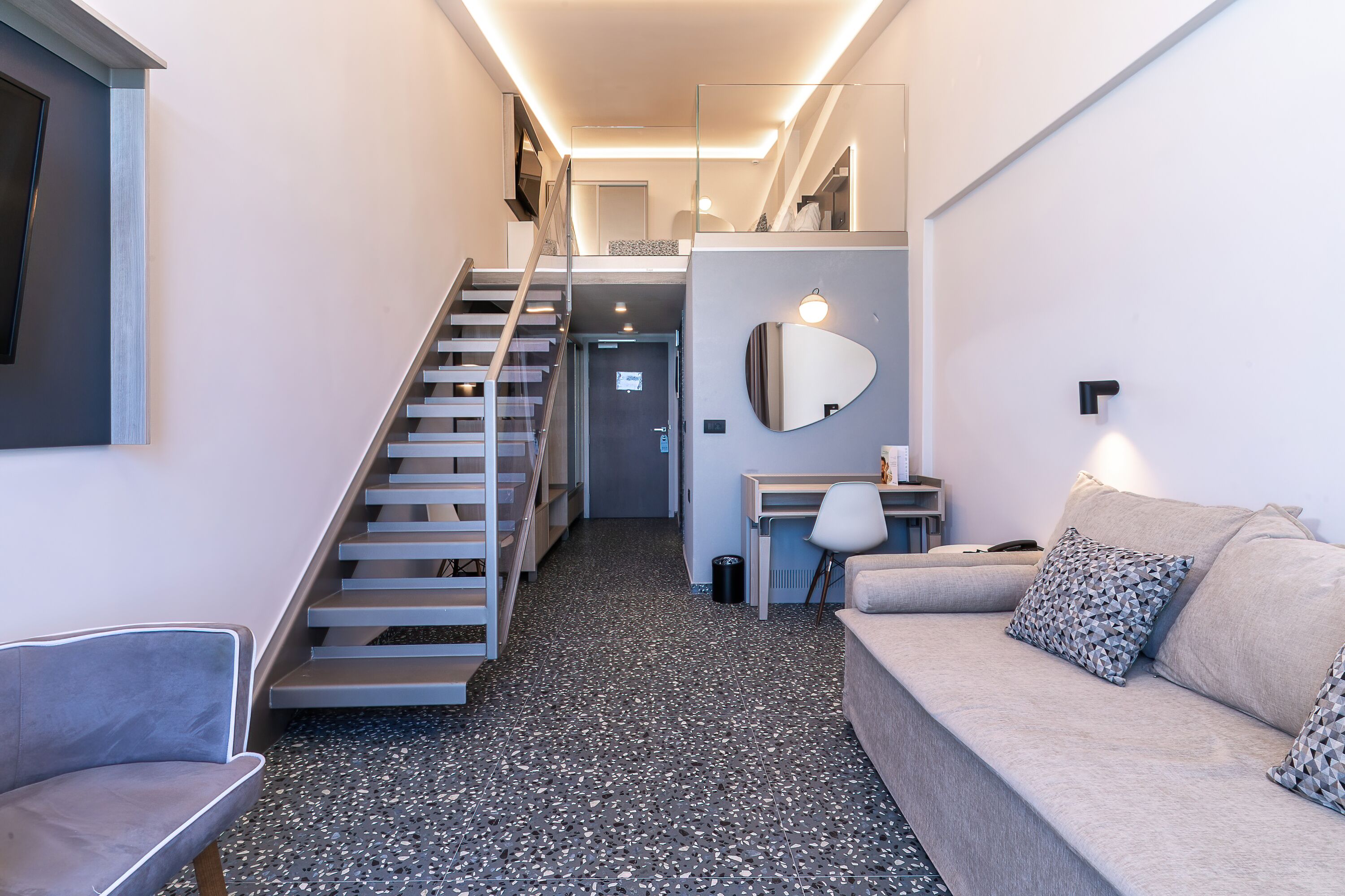 junior suite, sea view | 1 bedroom, minibar, in-room safe, desk