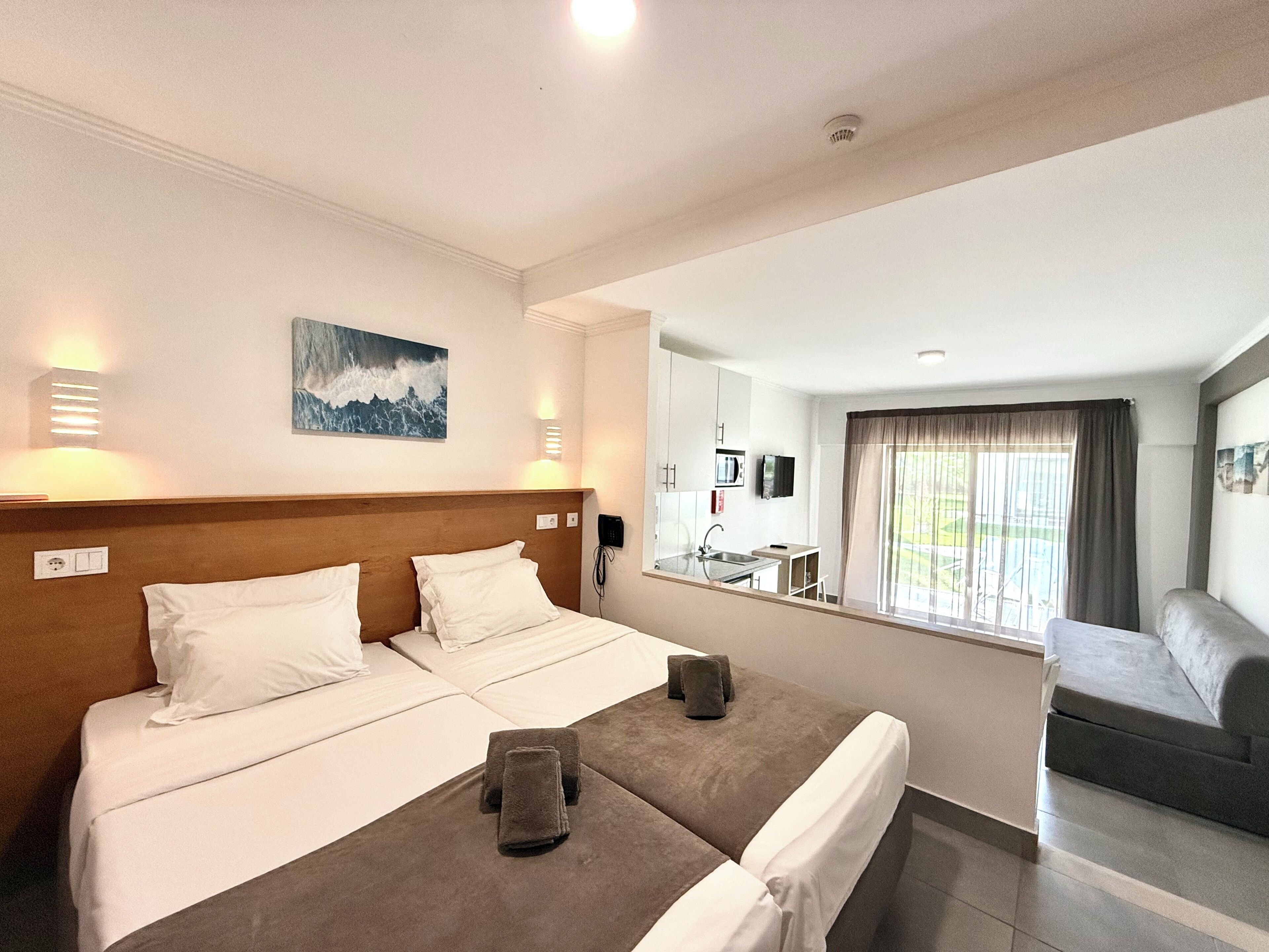 Blackout curtains, free WiFi, bed sheets