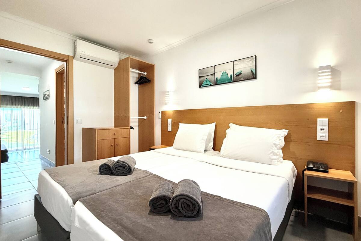 Blackout curtains, free WiFi, bed sheets