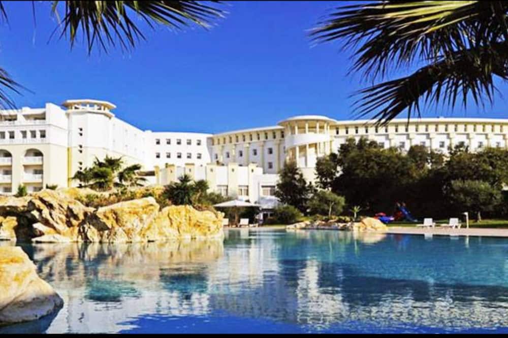 Medina Belisaire & Thalasso Hotel